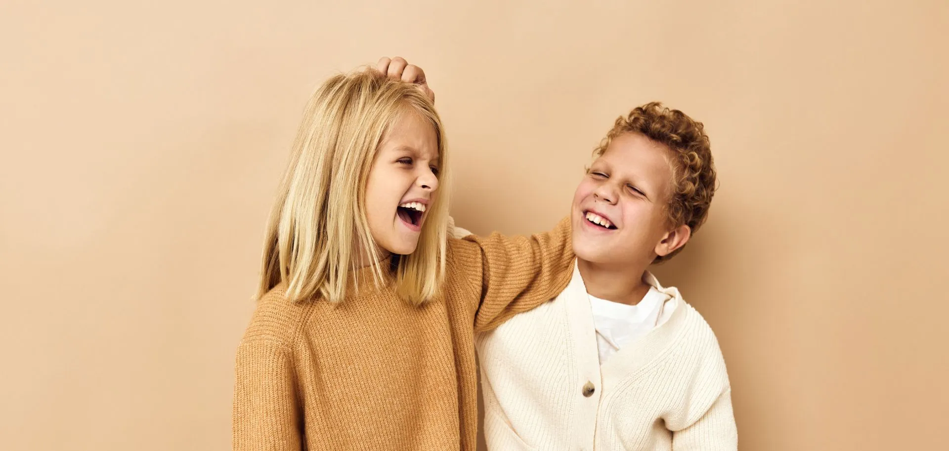 Jak wspierać rozwój emocjonalny dziecka - poznaj sprawdzone sposoby