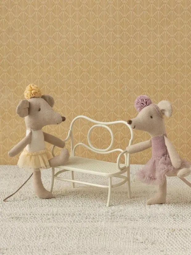 Maileg - myszka baletnica Mała siostrzyczka złamana biel